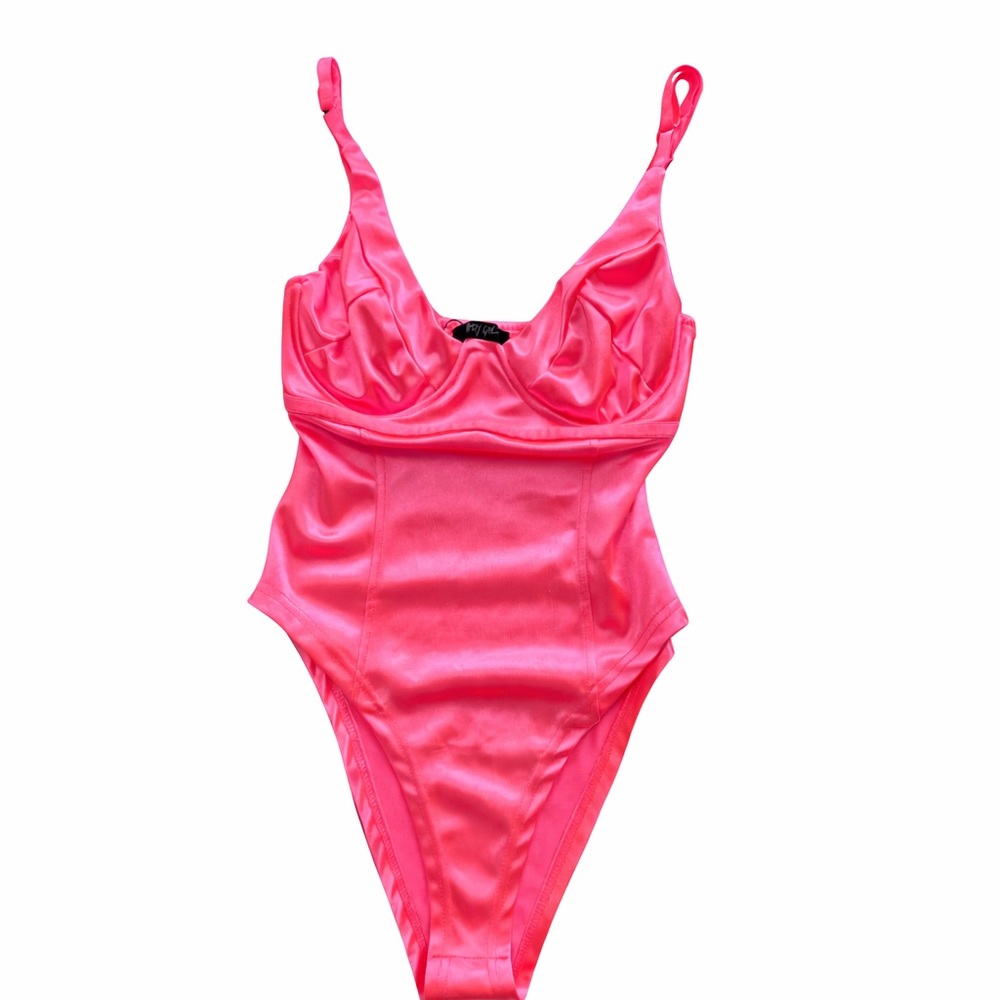 Nasty Gal Vibrant Pink Bodysuit Size Small Never worn